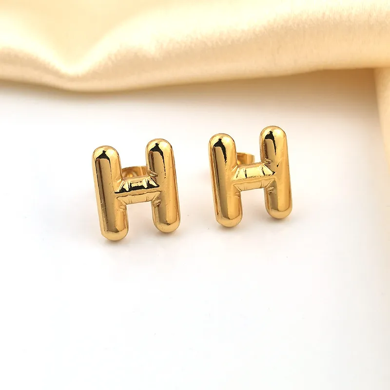 Gold "H" letter stud earrings, waterproof and tarnish-resistant.